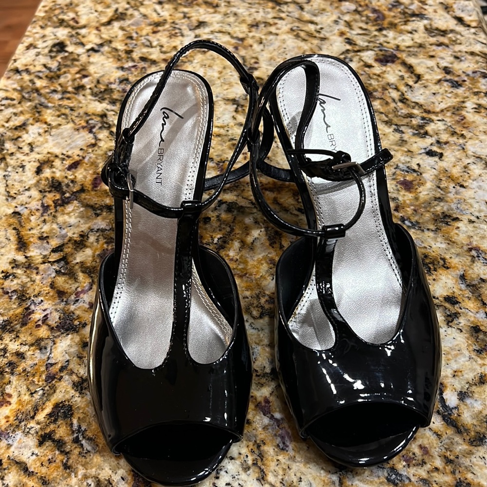 Lane Bryant heels size 8W.